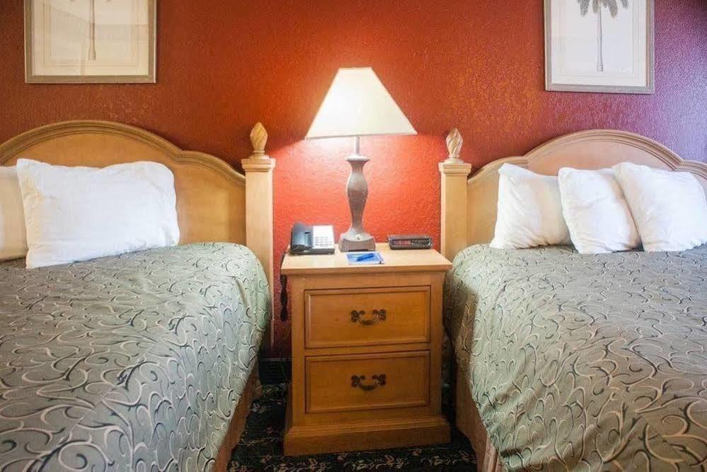 Polynesian Inn Saint Cloud Kültér fotó