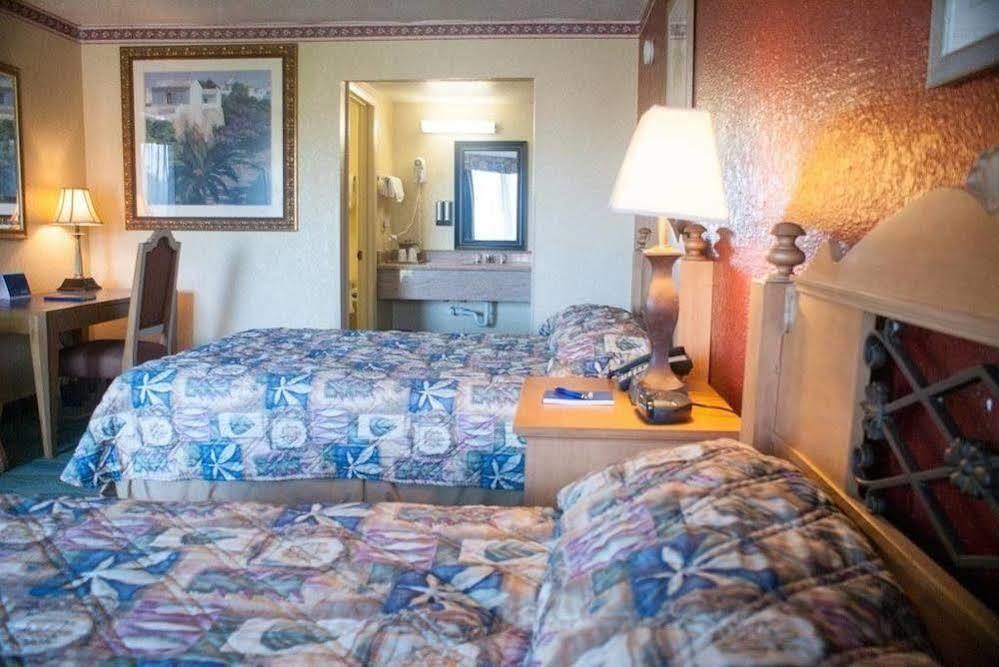Polynesian Inn Saint Cloud Kültér fotó